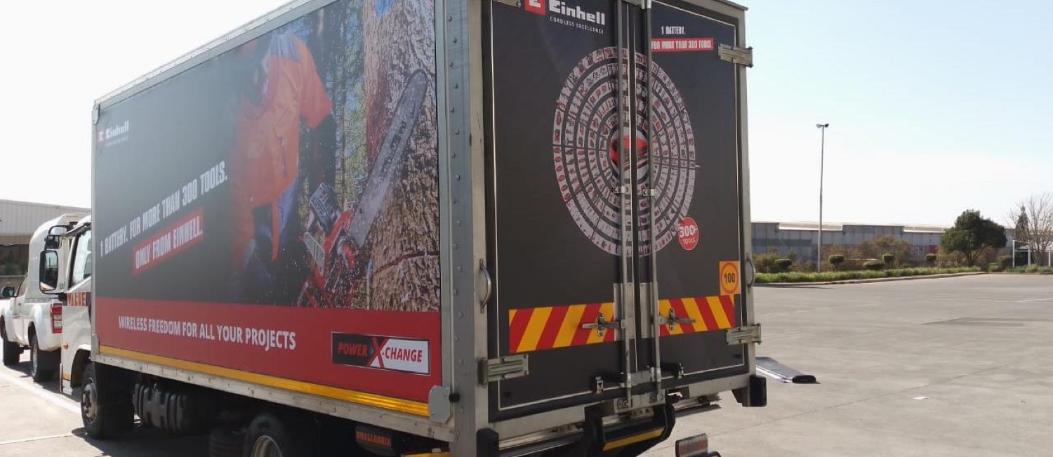 Einhell branded rigid truck rear three-quarter